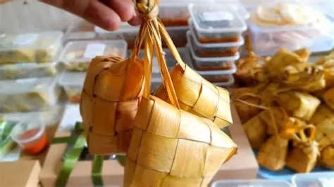 Rahasia Membuat Ketupat Sayur Enak Tanpa Ribet: Petualangan Kuliner Lebaran yang Mengasyikkan!