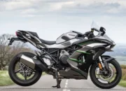 Menguak Rahasia Kawasaki Ninja H2SX: Lebih dari Sekedar Motor Sport